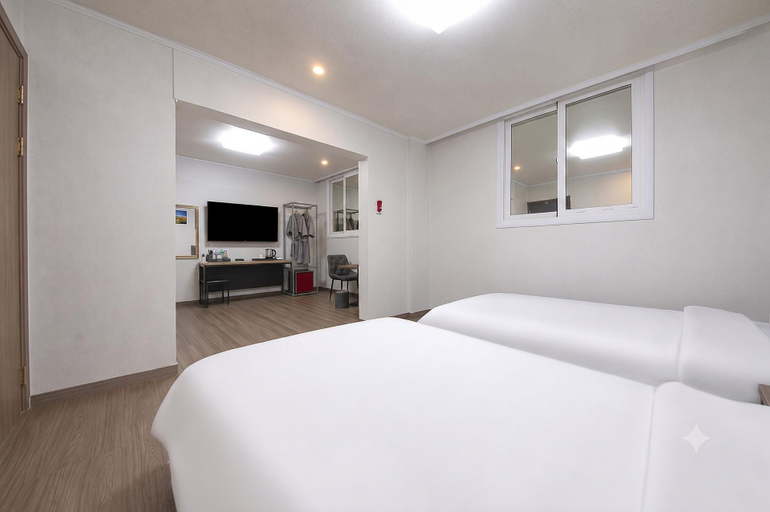 Bedroom 4, Sejong J Hotel, Cheongwon