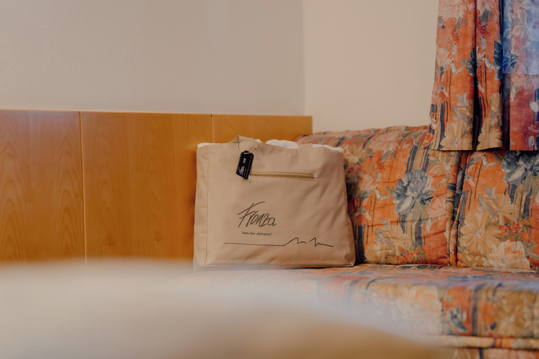Others 3, Hotel Fronza, Bolzano