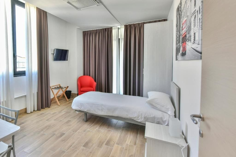 Others 4, Happy Residence Milano Cesano Maderno, Monza and Brianza
