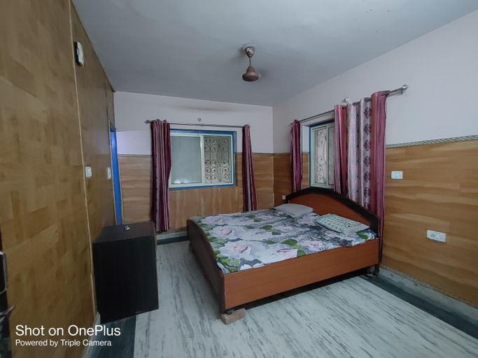 Bedroom 2, Hotel Golden Crown, Garhwal