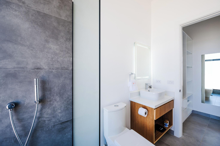 Bathroom 4, Ocean Villas - Luxury Ocean View Villas, Santa Cruz