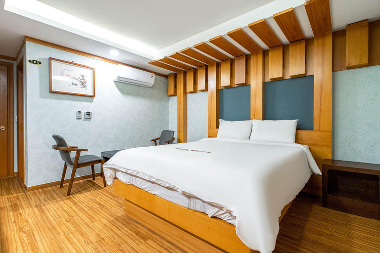Bedroom 4, Goyang (Hwajeong) Karma Hotel, Goyang