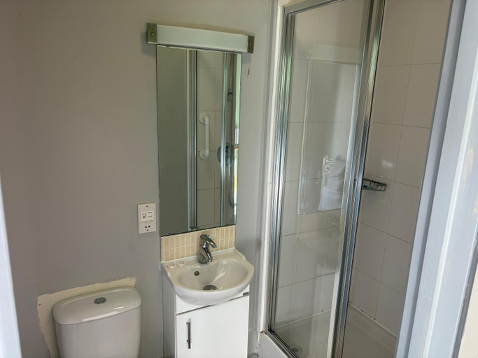 Bathroom 3, The Lamb and Flag, Neath Port Talbot