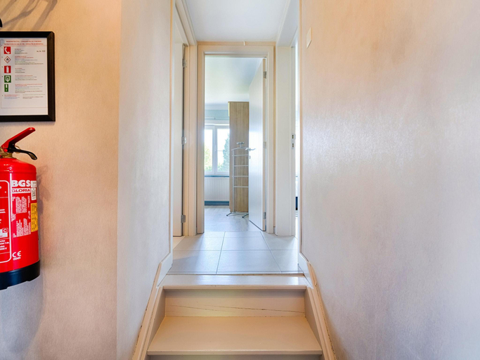 Others 5, Villa Borgloon with Blossom Views and Jacuzzi, Limburg