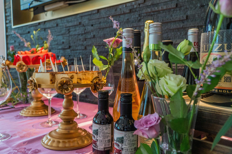 Food & Drinks 5, Echarm Plus Hotel Nanning Jiangnan District Wanda Plaza, Nanning