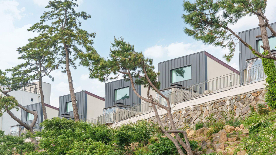 Exterior & Views, Geoje Daol Pool Villa Pension, Geoje