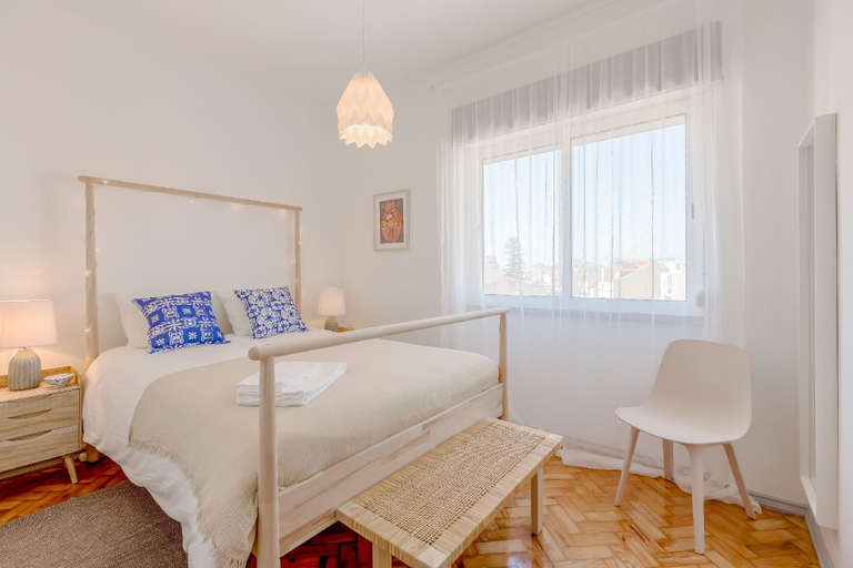 Others 4, Renovated Sunny Apartment with Balcony, By TimeCooler, Lisbon