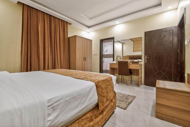 Others 4, First Diamond Served Apartments, Jeddah