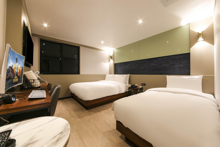 Bedroom 4, Busan Sajik The Stonebridge Hotel, Dongnae