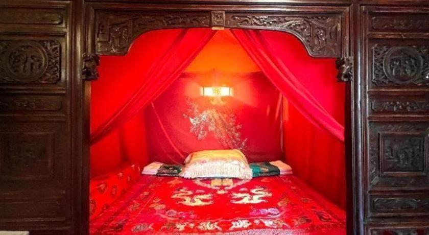 Bedroom 2, Beijing Double Happiness Courtyard Hotel, Beijing