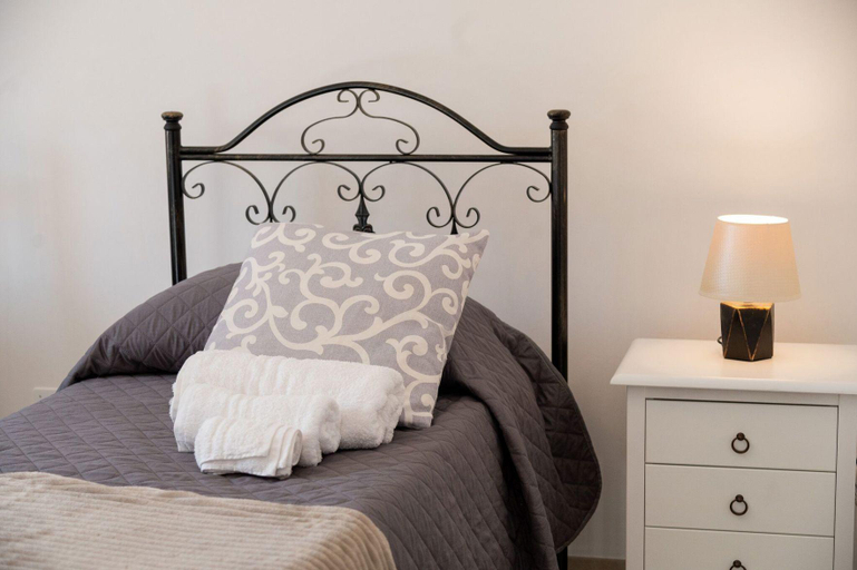 Bedroom 4, B&B Pietra Rosa, Bari