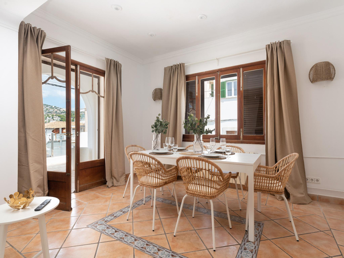 Food & Drinks 3, Ca Ne Margalide - Villa With Private Pool, Baleares