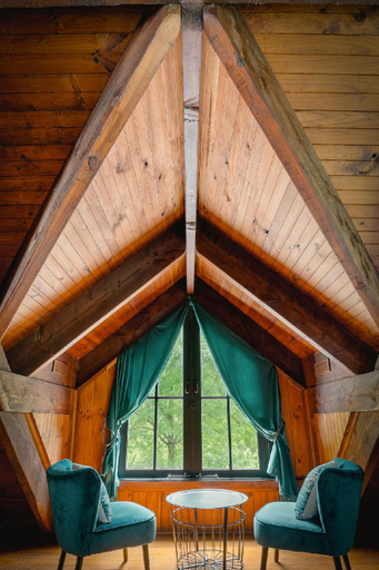 Others 4, Myrtle Loft - Sun-Kissed Forest Garden, Emerald, Cardinia - North