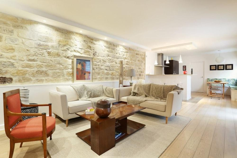 Others 4, Superb Terrace Apart Champs Elysees Eiffel Tower, Paris