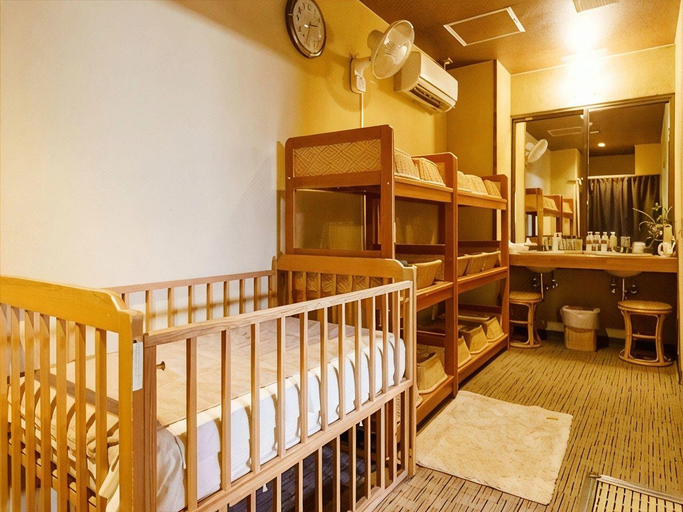 Bedroom 4, Kobushiso Hana Akari, Nantan