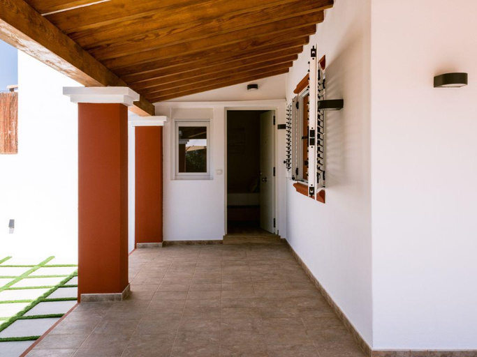 Others 1, Villa KM2 is a 5 min drive from Playa den Bossa, Baleares