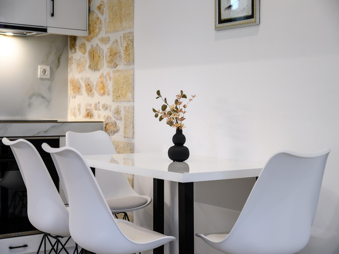 Food & Drinks 5, Melidoni Villas, Crete