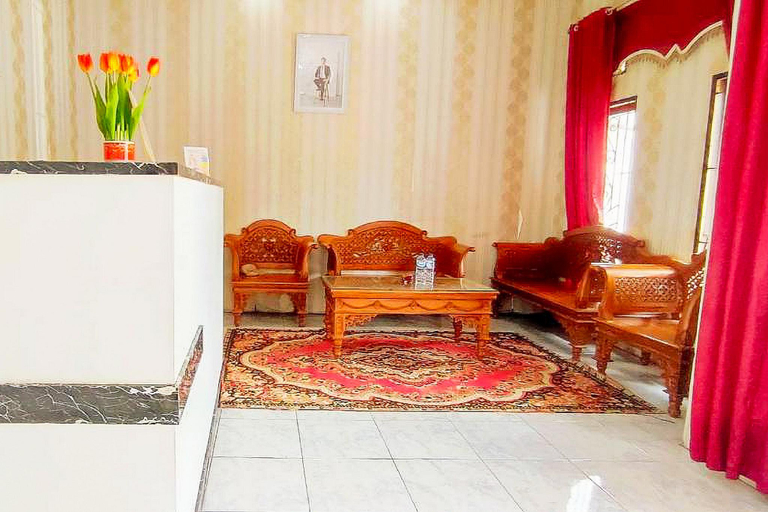Public Area 3, RedDoorz Syariah @ Penginapan Eby Padang, Padang Pariaman