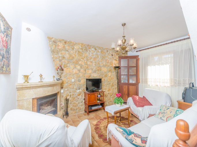 Others 2, Es Pujols - Villa With Private Pool In Campanet, Baleares