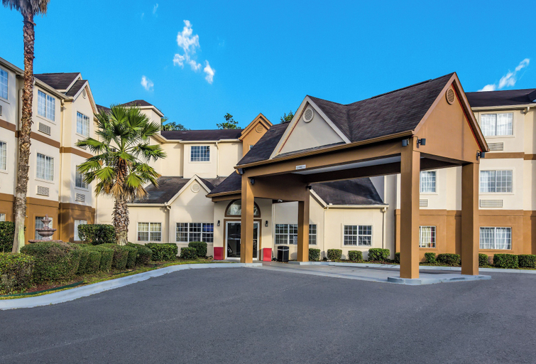 Exterior & Views 1, Red Roof Inn PLUS+ & Suites Savannah - I-95, Chatham