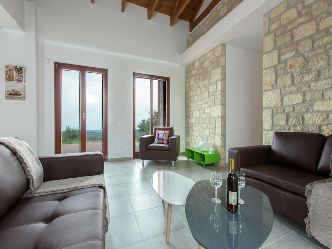 Others 3, Villa in Arkadi with Pool near the Sea, Crete