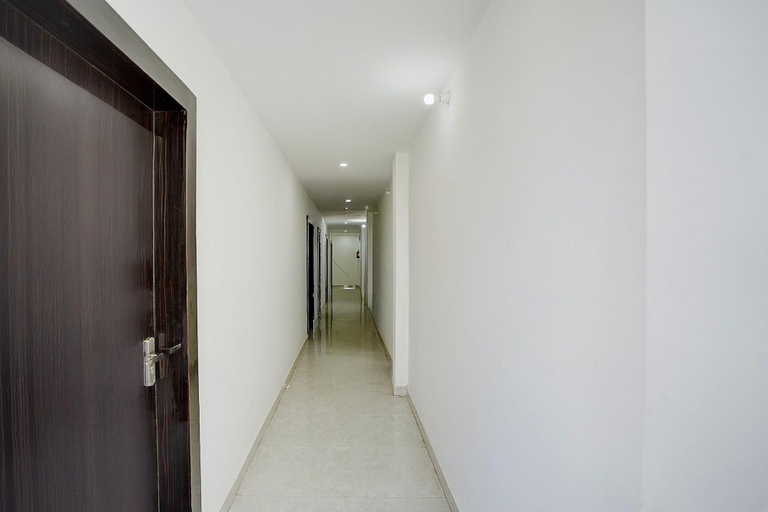 Others 5, Collection O Taramandal Road Gorakhpur, Gorakhpur