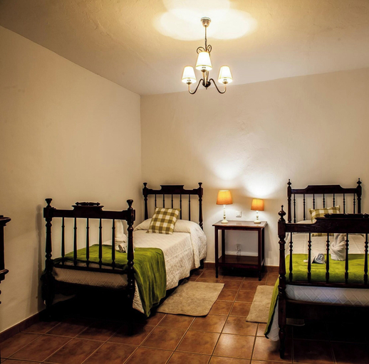 Others 5, Cave Retreat for 3 Guests, Las Palmas