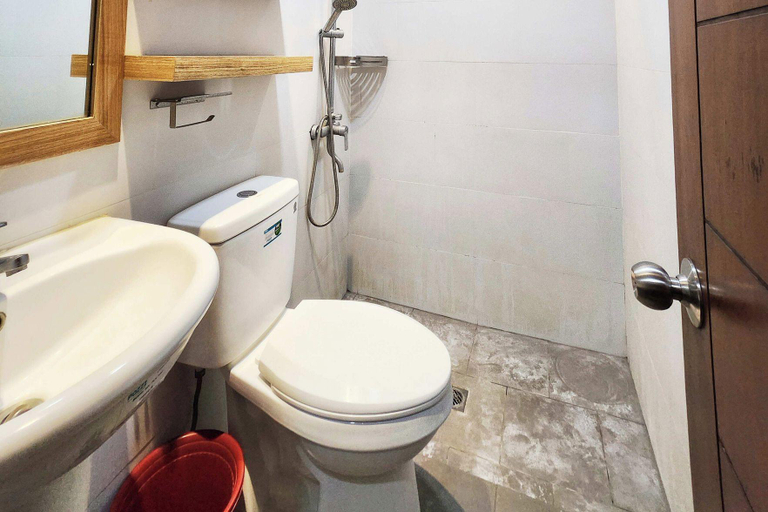 Bathroom 4, Boulevard Pension Hotel powered by Cocotel, Cebu City