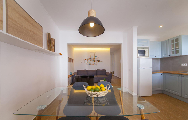 Others 2, A31 - Tamar Top- Floor Flat by DreamAlgarve, Lagos