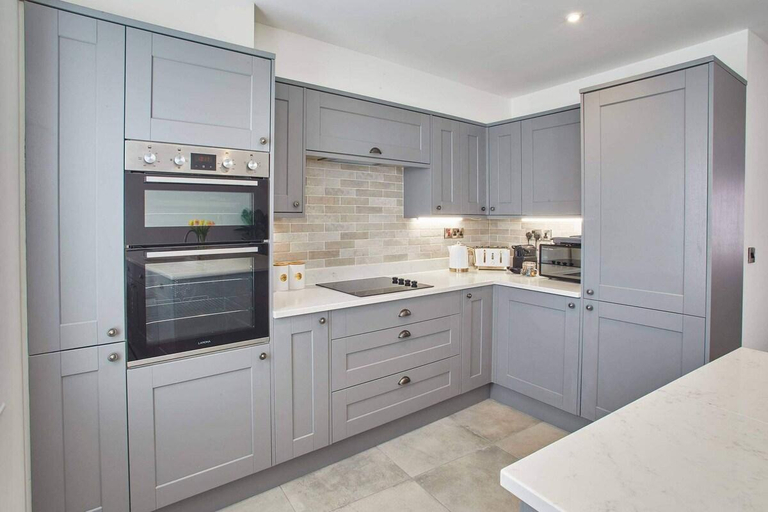Others 5, Host & Stay | Lemonade Arch, North Yorkshire