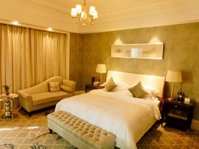 Bedroom 2, Longcheng Garden Hotel, Jixi