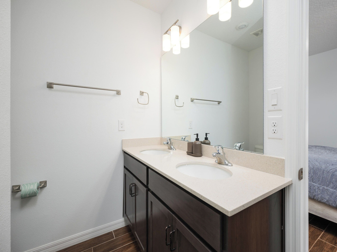 Bathroom 3, Breezy Villa by Distinctive Beach Rentals, Flagler