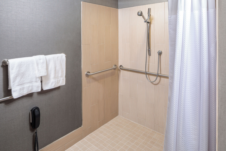 Bathroom 5, Courtyard By Marriott Houston Medical Center Reliant Park, Houston
