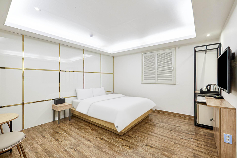 Bedroom 3, Incheon (Jakjeon-dong) Business Hotel Masterpiece, Gyeyang