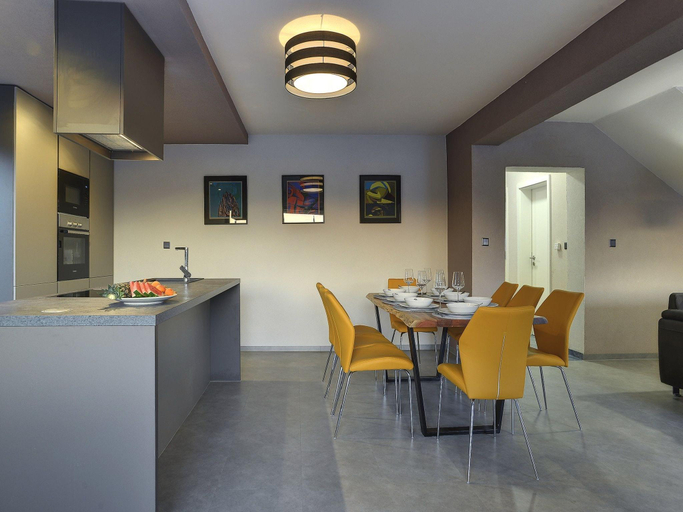 Food & Drinks 4, Villa in Valbandon with Private Pool, Vodnjan