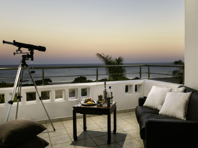 Others 5, Villa on Island with Private Pool, Garde, Terrace, Parking, South Aegean
