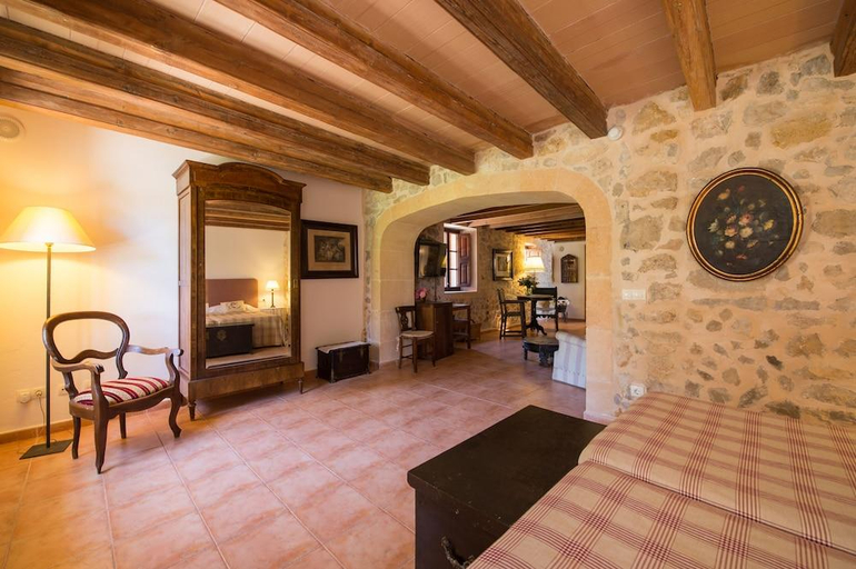 Others 5, Hotel Rural Can Feliu, Baleares