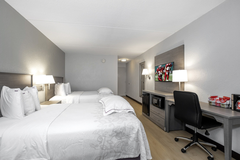 Bedroom 3, Red Roof Inn PLUS+ Boston - Mansfield/ Foxboro, Bristol