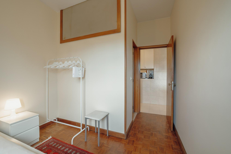 Others 2, Grand Botanic Garden Apartment by Vacationy, Porto