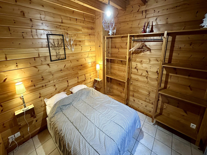 Bedroom 3, Breezy nook near the ski resort, Puy-de-Dôme