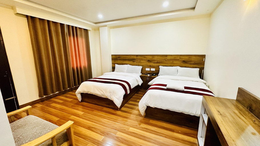Others 5, Hotel Pyarij Taplejung, Mechi
