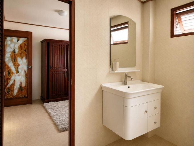 Bathroom 4, Koh Phangan Beachfront Cottages & Sunset Pool, Ko Phangan