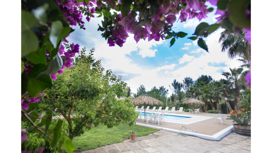 Others 5, Villa Nieves near to San Antonio, Baleares