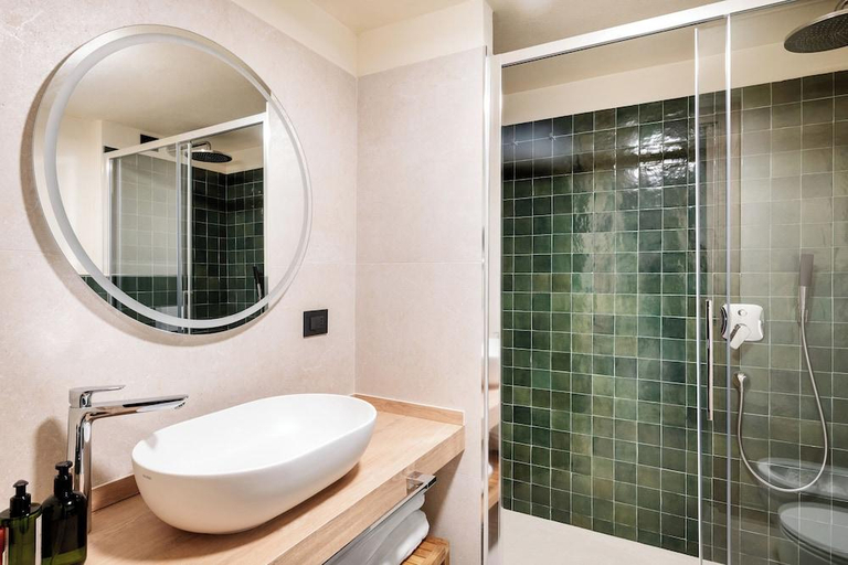 Bathroom 4, Voi Tanka Resort, Cagliari