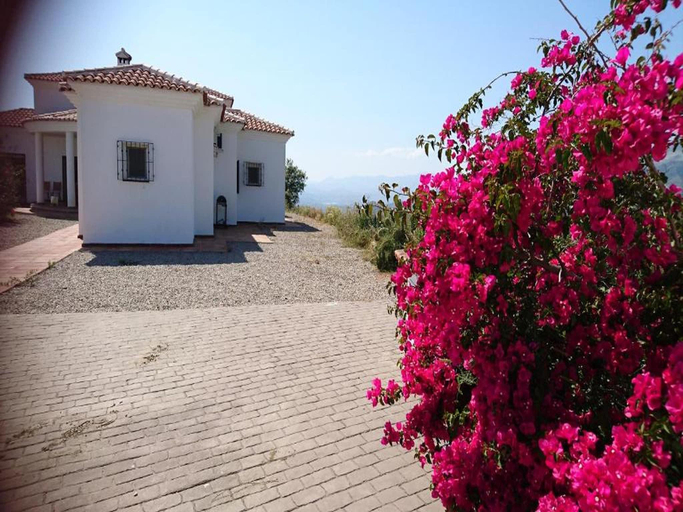 Others 2, Villa Stay with Sea Views, Málaga