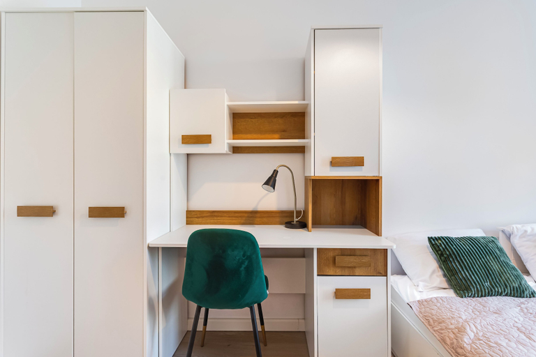 Others 2, Aksamitna Przystań przy Starym Rynku, Poznań City