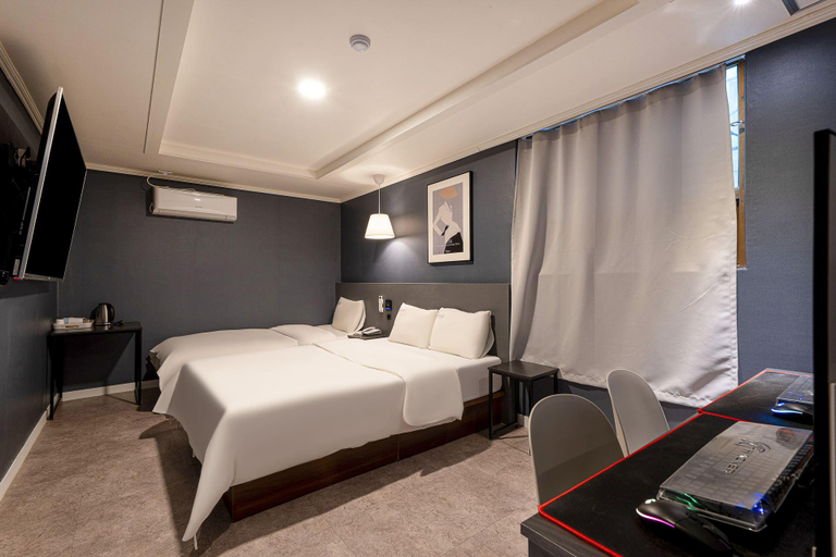 Bedroom 2, Goodstay A Plus Hotel, Suwon