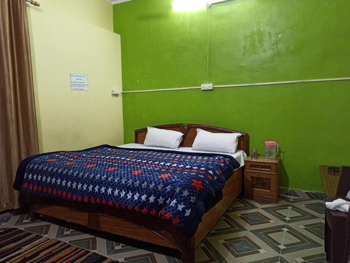 Others 2, The Kiwi Shadow Guest House, Almora