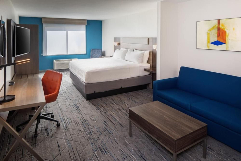 Bedroom 4, Holiday Inn Express & Suites Denison West by IHG, Grayson