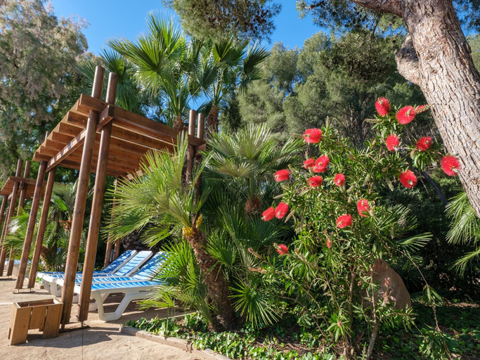 Others 3, Premium Tent Lodge for Family, Tarragona